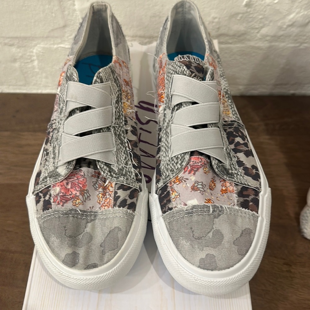 Blowfish Marley Printed Canvas Sneaker - basically new